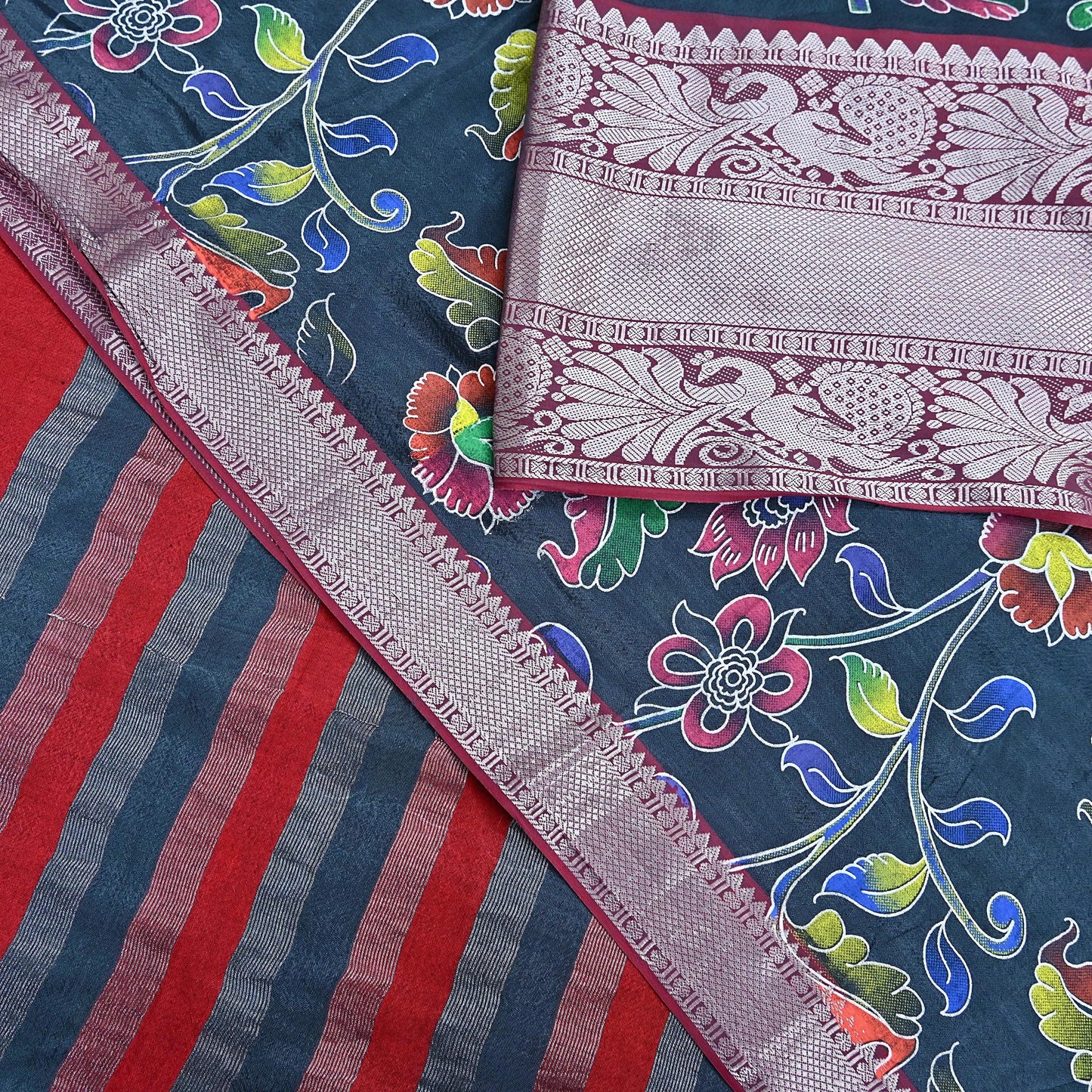 Indian Vintage Sari Gray & Red Hand Painted Sarees Pure Cotton Craft Fabric 5Yd Floral Soft Dress Making Zari Border Crafting Quilting