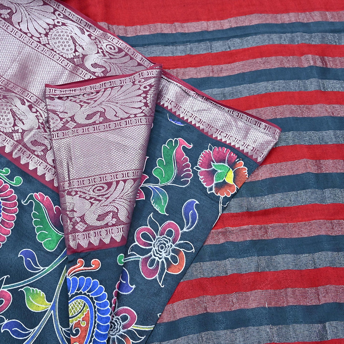 Indian Vintage Sari Gray & Red Hand Painted Sarees Pure Cotton Craft Fabric 5Yd Floral Soft Dress Making Zari Border Crafting Quilting