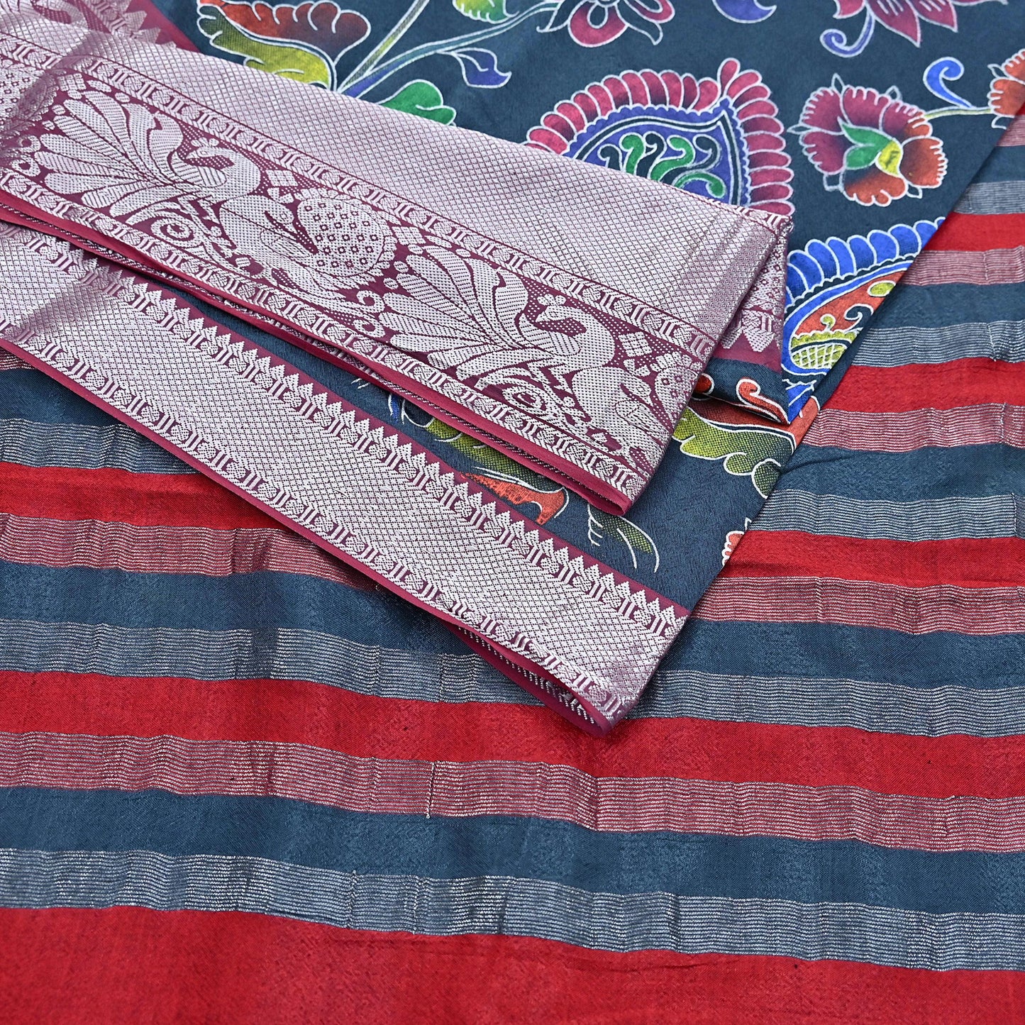 Indian Vintage Sari Gray & Red Hand Painted Sarees Pure Cotton Craft Fabric 5Yd Floral Soft Dress Making Zari Border Crafting Quilting