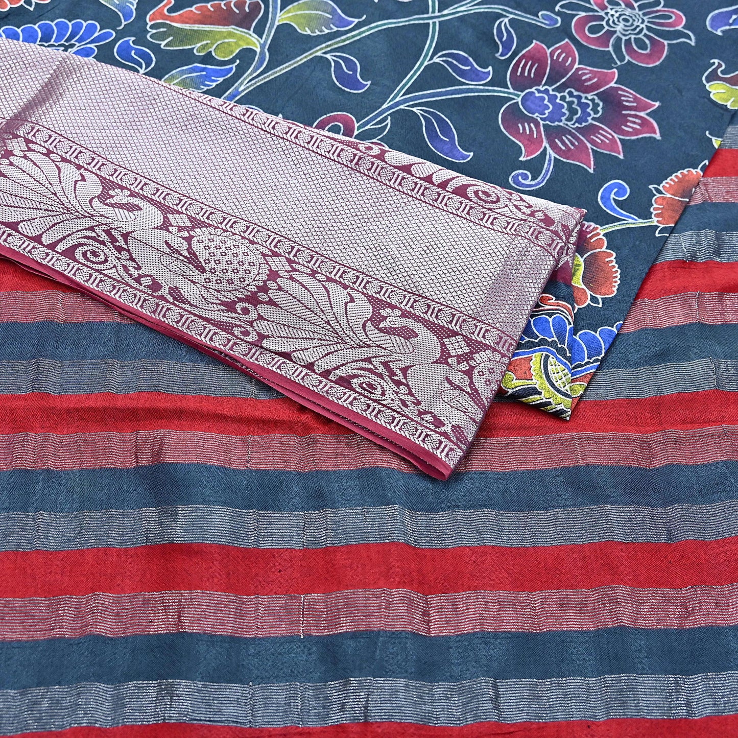 Indian Vintage Sari Gray & Red Hand Painted Sarees Pure Cotton Craft Fabric 5Yd Floral Soft Dress Making Zari Border Crafting Quilting