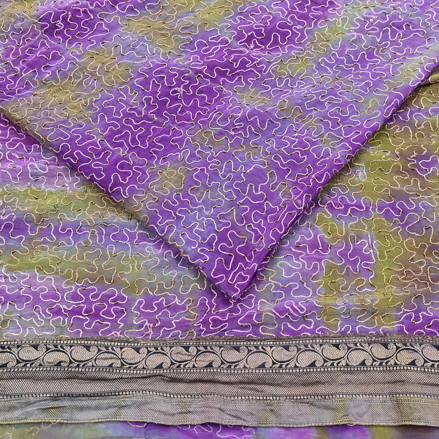 Indian Vintage Purple & Green Saree Pure Crepe Silk Hand Embroidered Tie-Dye Sari Fabric 6yard Sewing Craft Fabric Ethnic zari