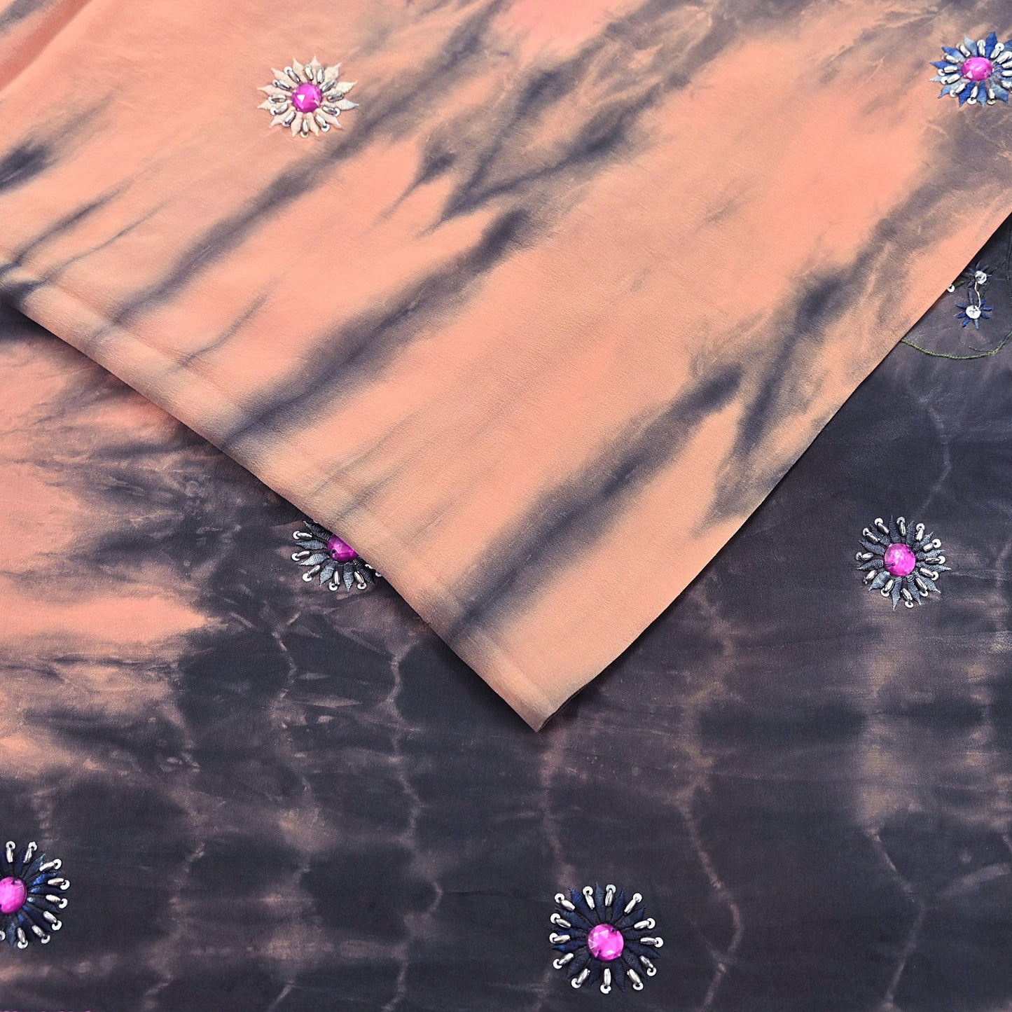 Indian Vintage Saree Peach & Black Pure Crepe Silk Hand Embroidered Tie-Dye Sari Fabric 5yard Sewing Craft Fabric Dressmaking Crafting Zari