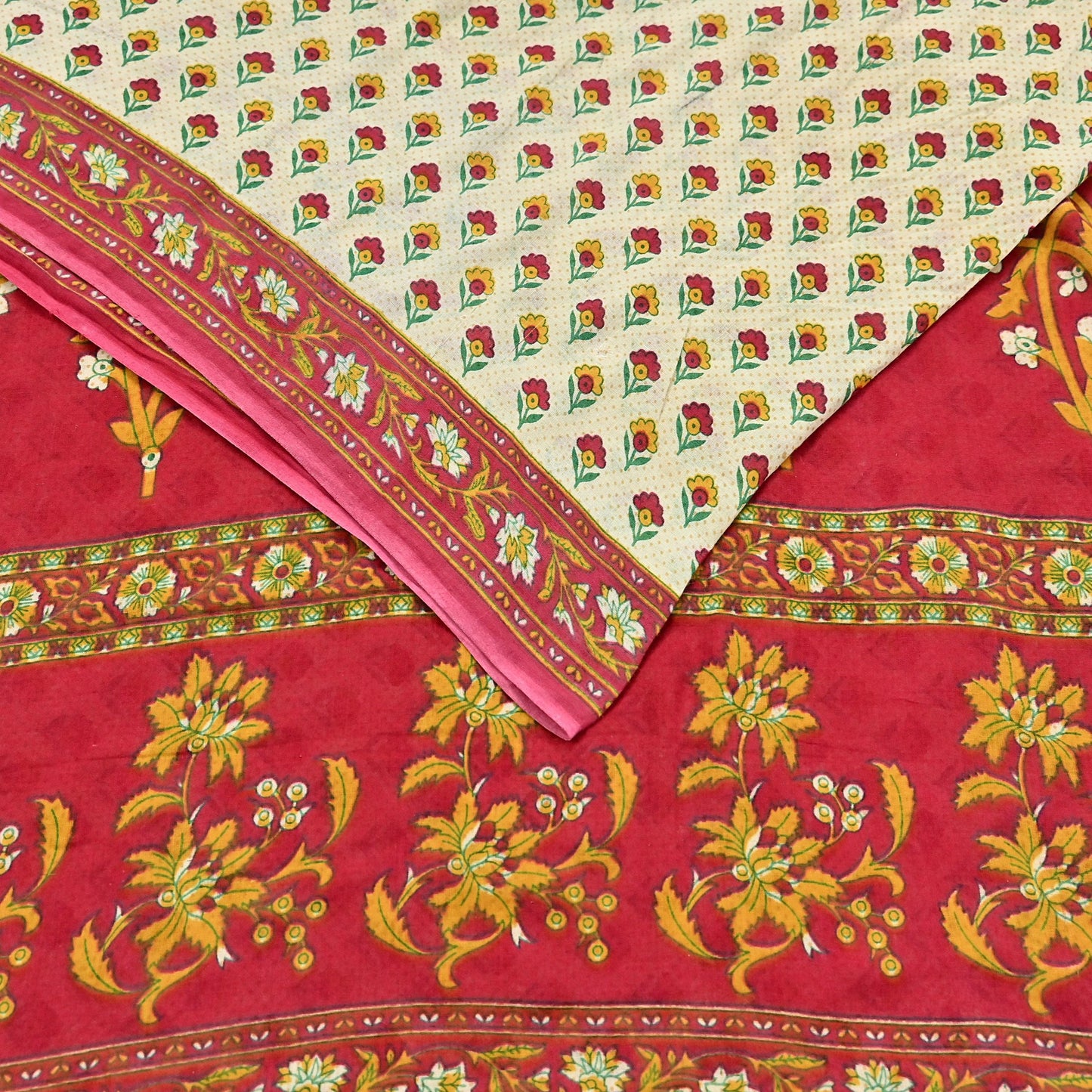 Indian Vintage Sari Red & Ivory Printed 100% Pure Cotton Sarees Craft Fabric 5Yard Sewing Sarong Wrap Boho Floral Dress making Quilting Soft