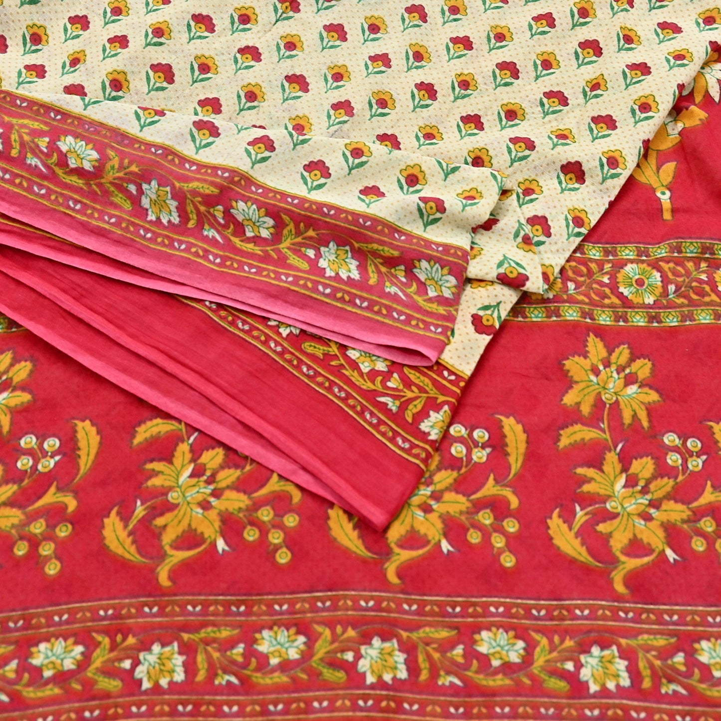 Indian Vintage Sari Red & Ivory Printed 100% Pure Cotton Sarees Craft Fabric 5Yard Sewing Sarong Wrap Boho Floral Dress making Quilting Soft
