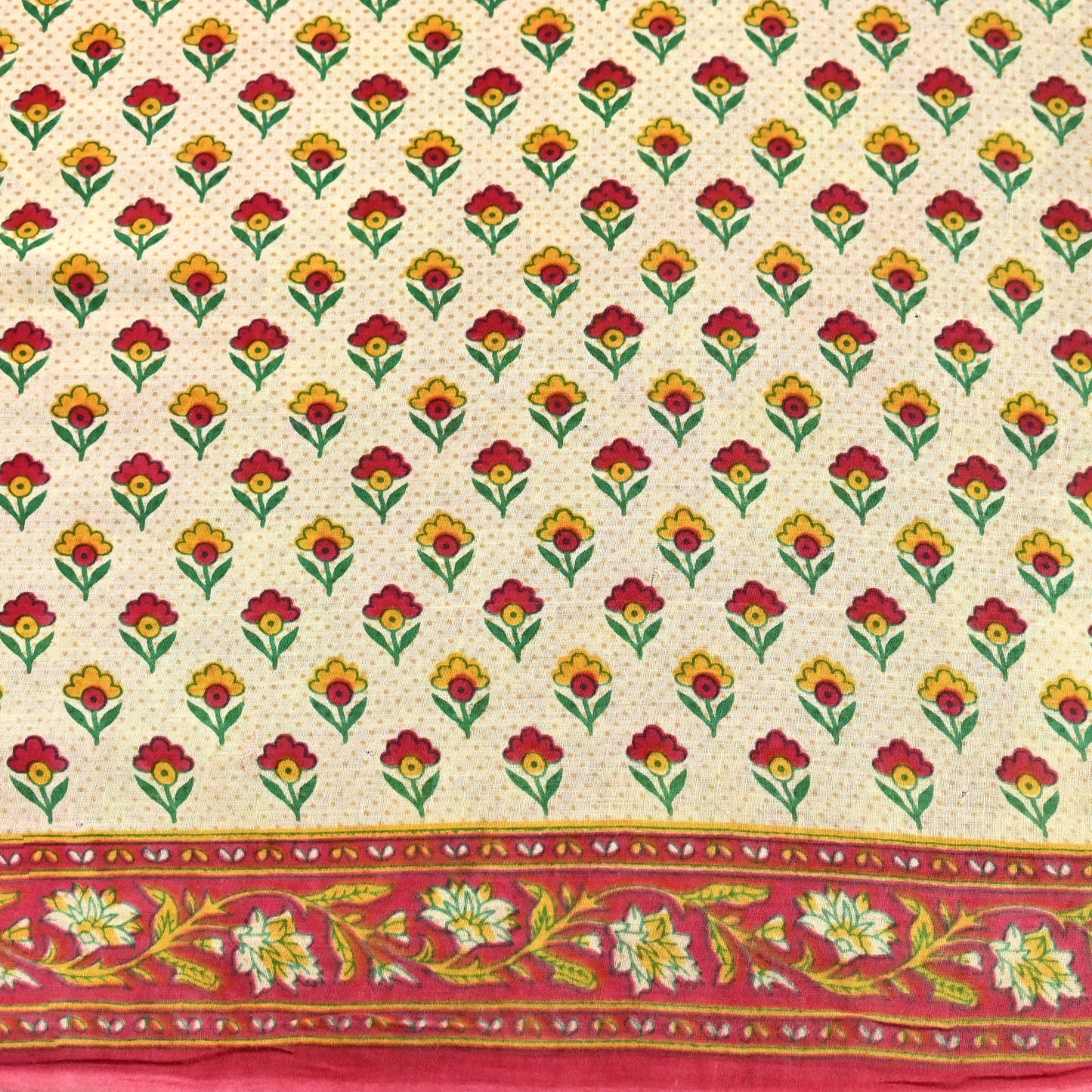 Indian Vintage Sari Red & Ivory Printed 100% Pure Cotton Sarees Craft Fabric 5Yard Sewing Sarong Wrap Boho Floral Dress making Quilting Soft