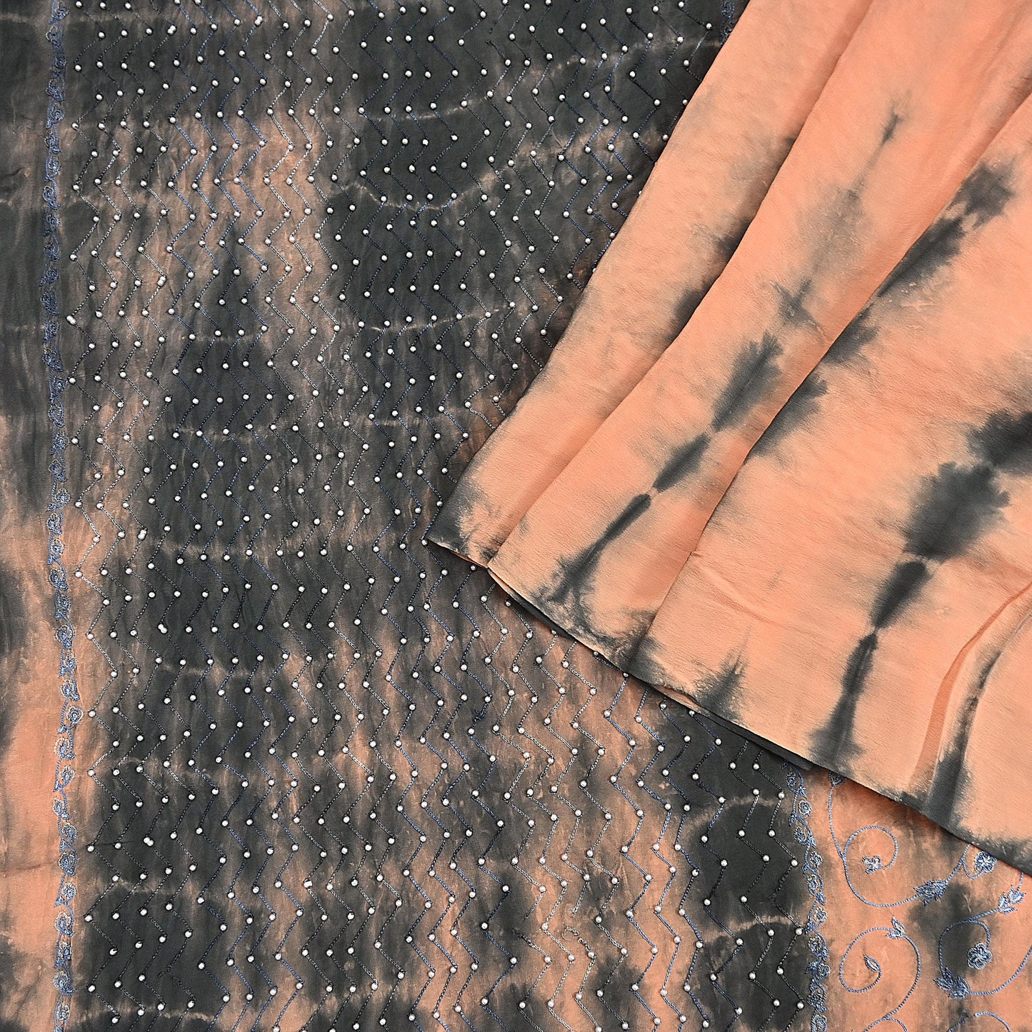 Indian Vintage Saree Peach & Black Pure Crepe Silk Hand Embroidered Tie-Dye Sari Fabric 5yard Sewing Craft Fabric Dressmaking Crafting Zari