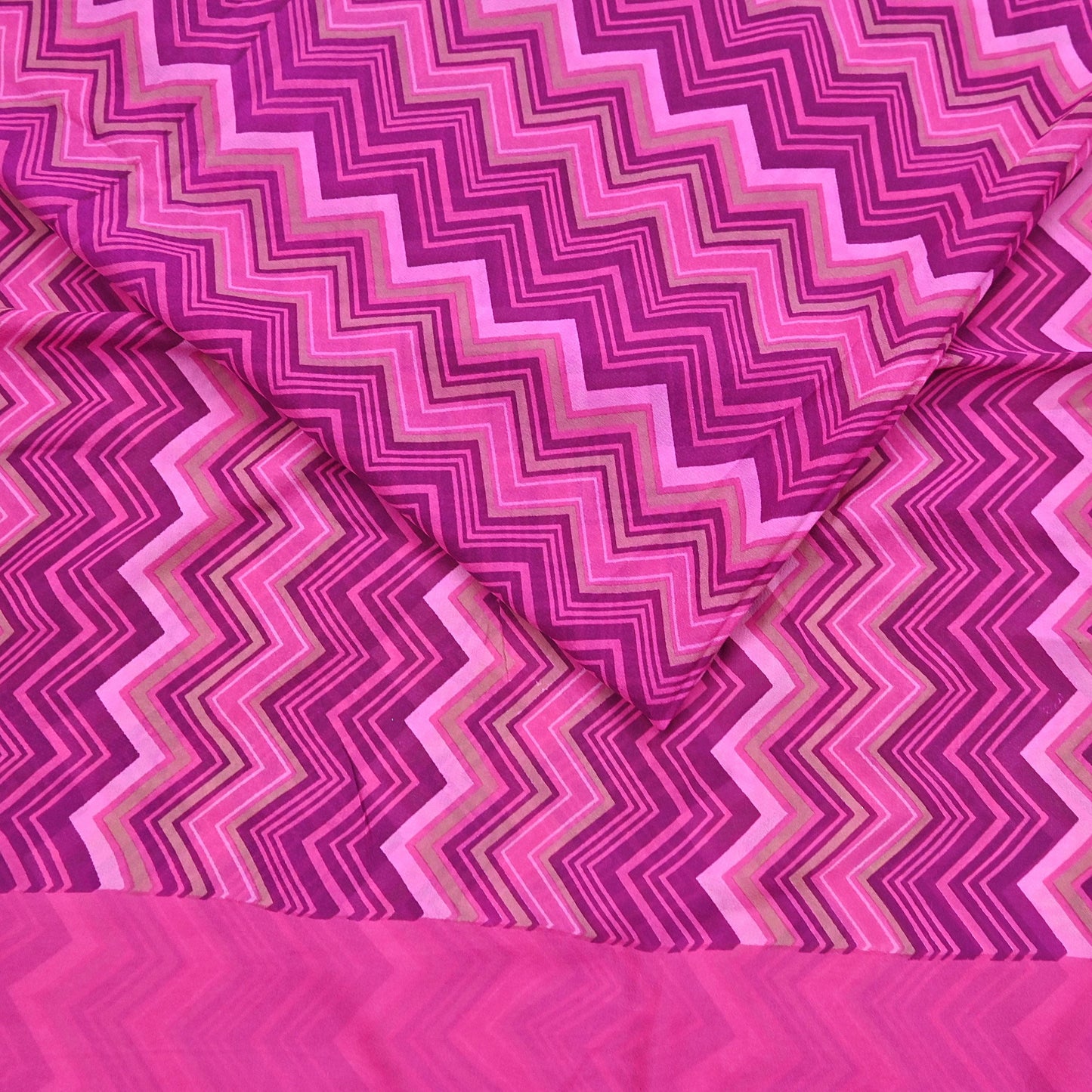 Indian Vintage Sari Pink Pure Georgette Silk Printed Saree Craft Fabric Sewing 5Yd Soft Light Dress Making Crafting Quilting Upcycle Zigzag