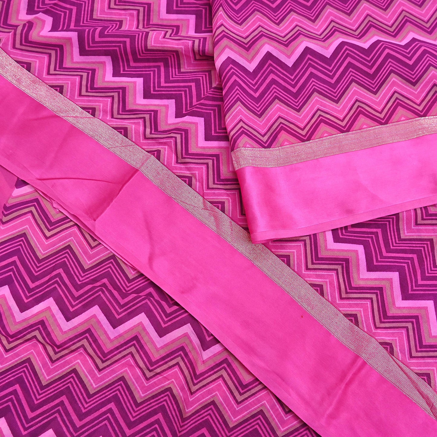 Indian Vintage Sari Pink Pure Georgette Silk Printed Saree Craft Fabric Sewing 5Yd Soft Light Dress Making Crafting Quilting Upcycle Zigzag