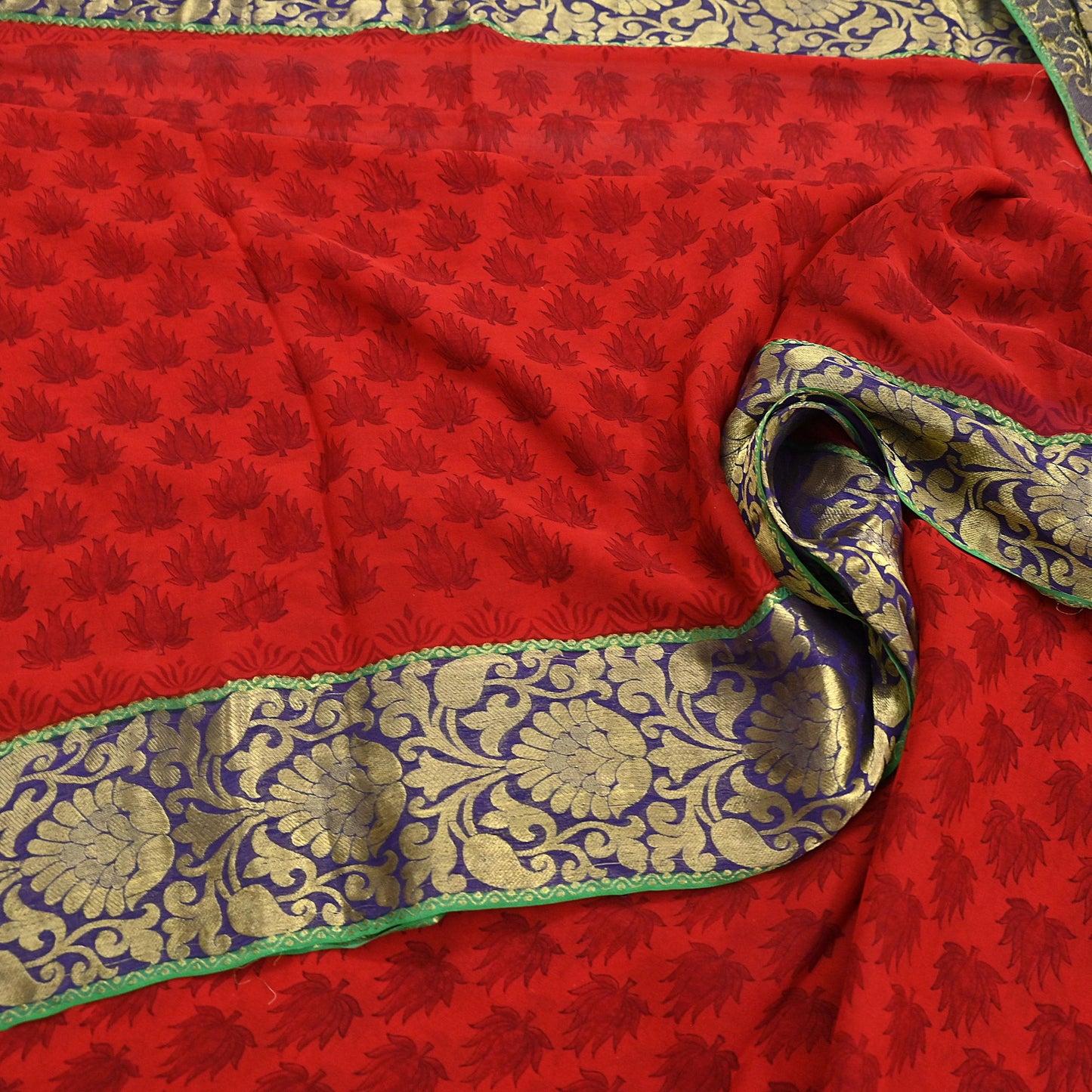 Women Vintage Sari Red 100% Pure Georgette Silk Printed Saree Craft Fabric Sewing 5Yd Soft Sari Dress Making Crafting Quilting