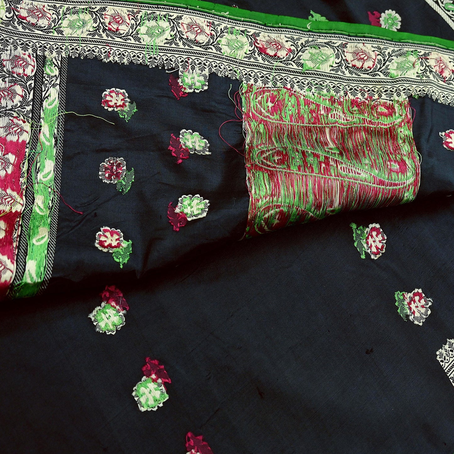 Indian Vintage Sari Black 100% Pure Silk Hand Woven Sarees Craft Fabric 5Yd Ethnic Sewing Dress making Crafting Quilting Upcycle