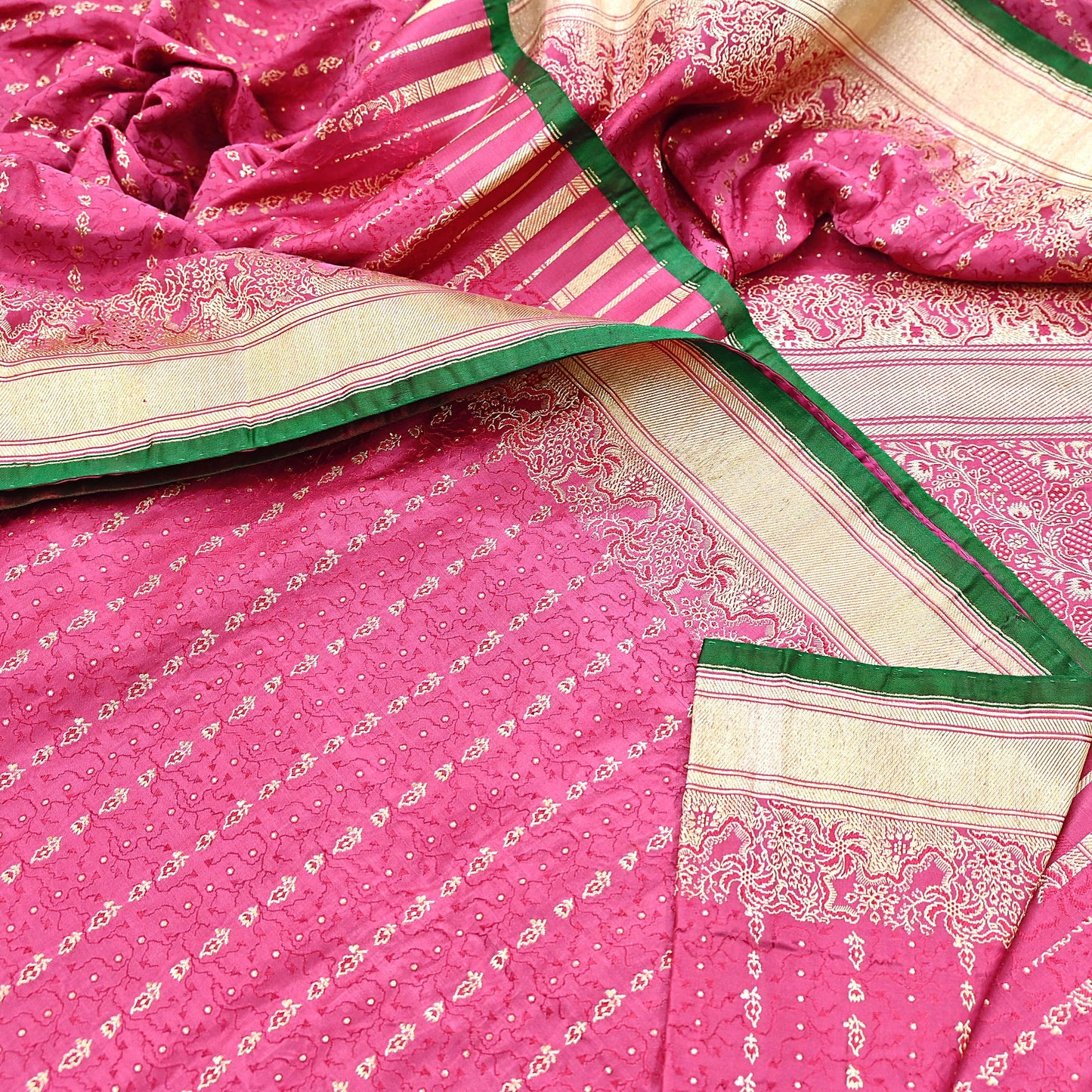 Indian Vintage Sari Heavy Wedding Pure Satin Silk Pink saree Banarasi Brocade Saree Golden Zari 5Yard Fabric Ethnic Dressmaking