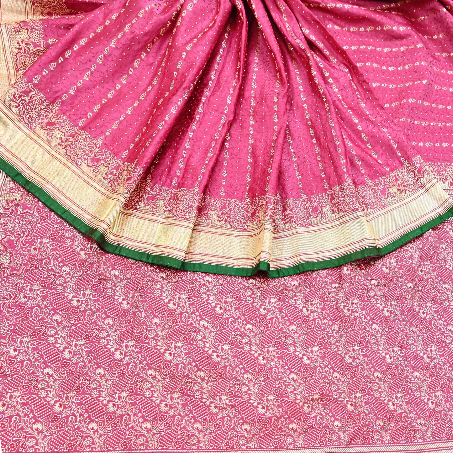 Indian Vintage Sari Heavy Wedding Pure Satin Silk Pink saree Banarasi Brocade Saree Golden Zari 5Yard Fabric Ethnic Dressmaking