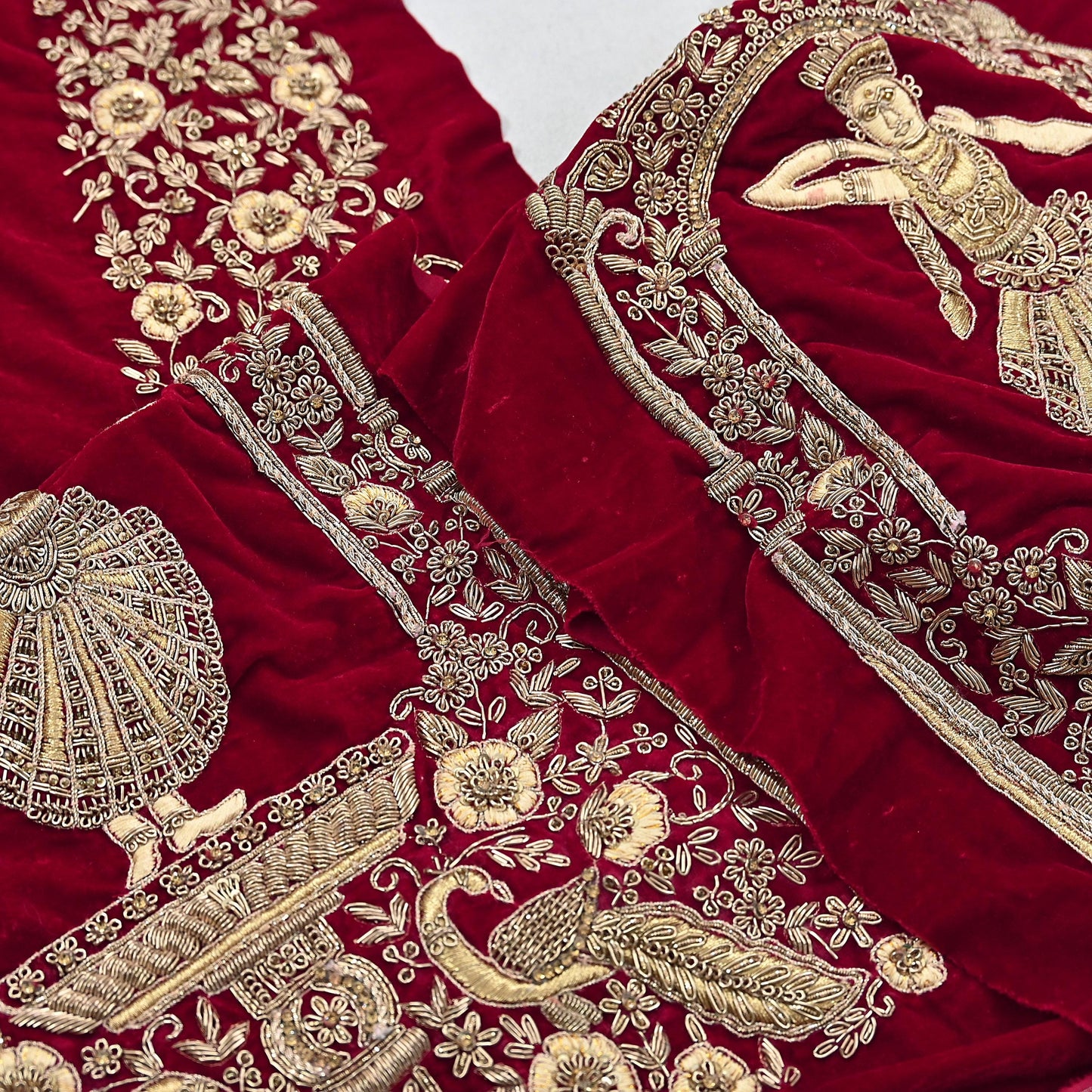 Indian Vintage Red velvet Appliques  Set of 1 Hand-Embroidered Floral Patches with Zardozi,Dabka, Zari,for Craft, Journals