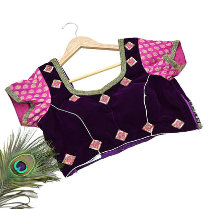 Indian Pre-owned Heavy Purple Velvet Hand Embroidered By Designer Anamika Khanna Padded Blouse/Top/Crop M Size Party wear Bollywood