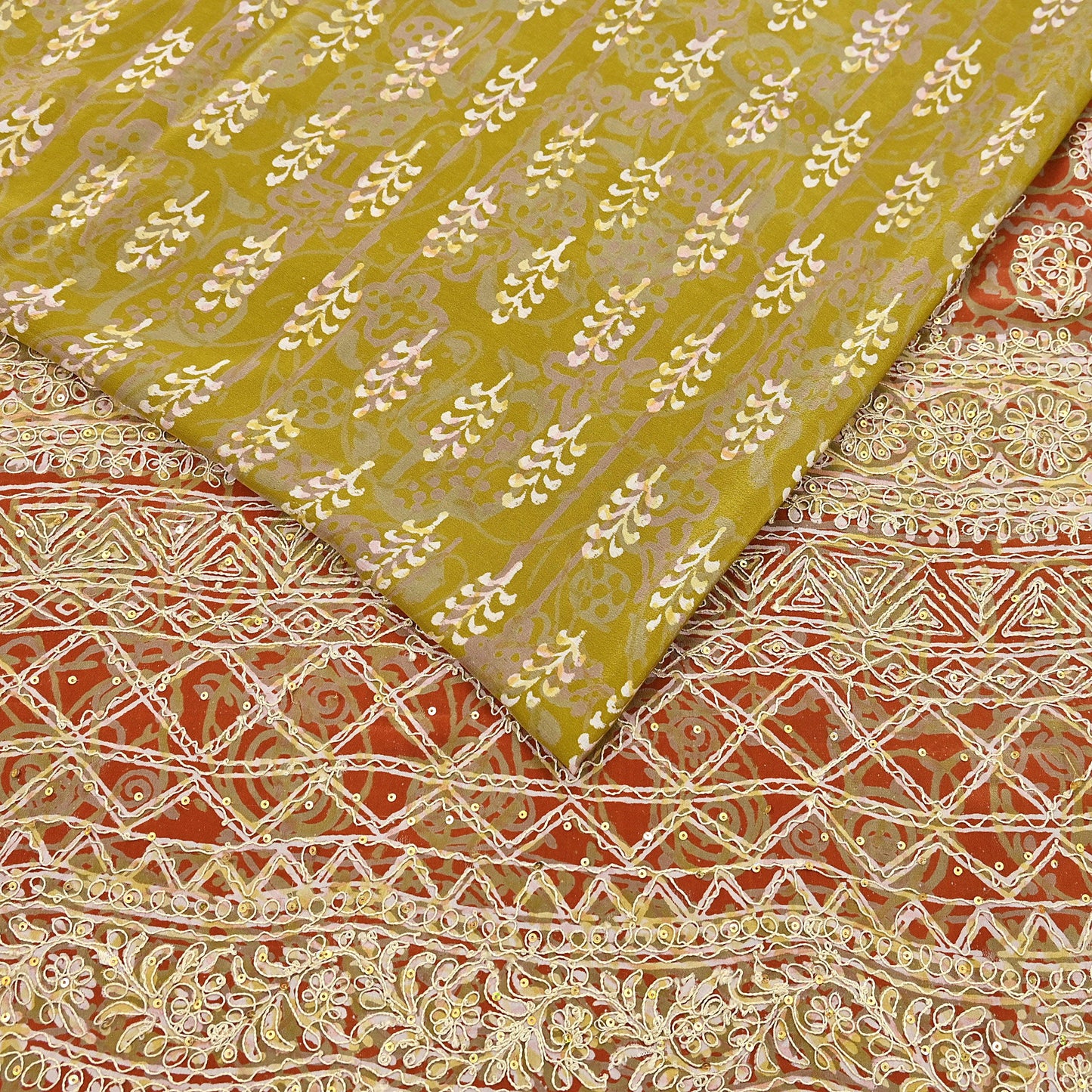 Indian Vintage Sari Green Pure Crepe Silk Hand Embroidered Saree 6yd Sewing Floral Craft Sequins Dress making Crafting Quilting