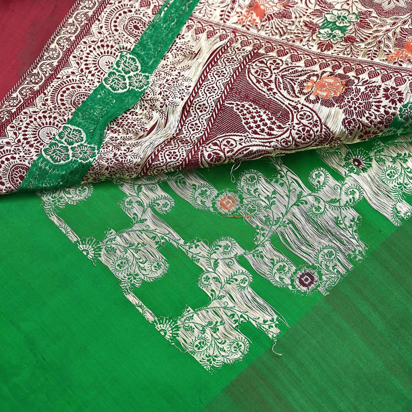 Vintage Banarasi Saree Pure Satin Silk Woven Brocade Zari Fabric Maroon & Green Heavy Craft Sari 5 Yards Indian Antique Textile Dress Making