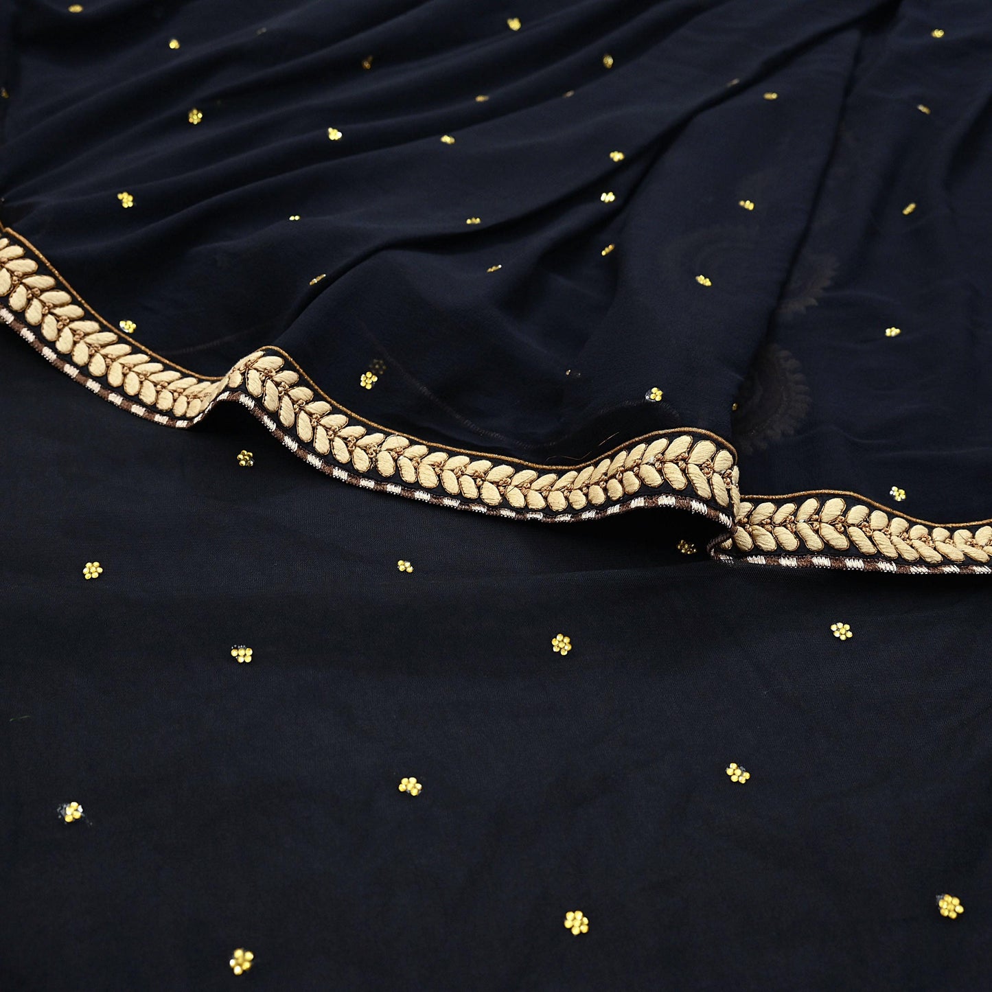 Indian Pre-owned Saree Black Pure Georgette Silk & Net Hand Embroidered Sabyasachi Designer Sari 6Yd Soft Ethnic Bollywood Party saree