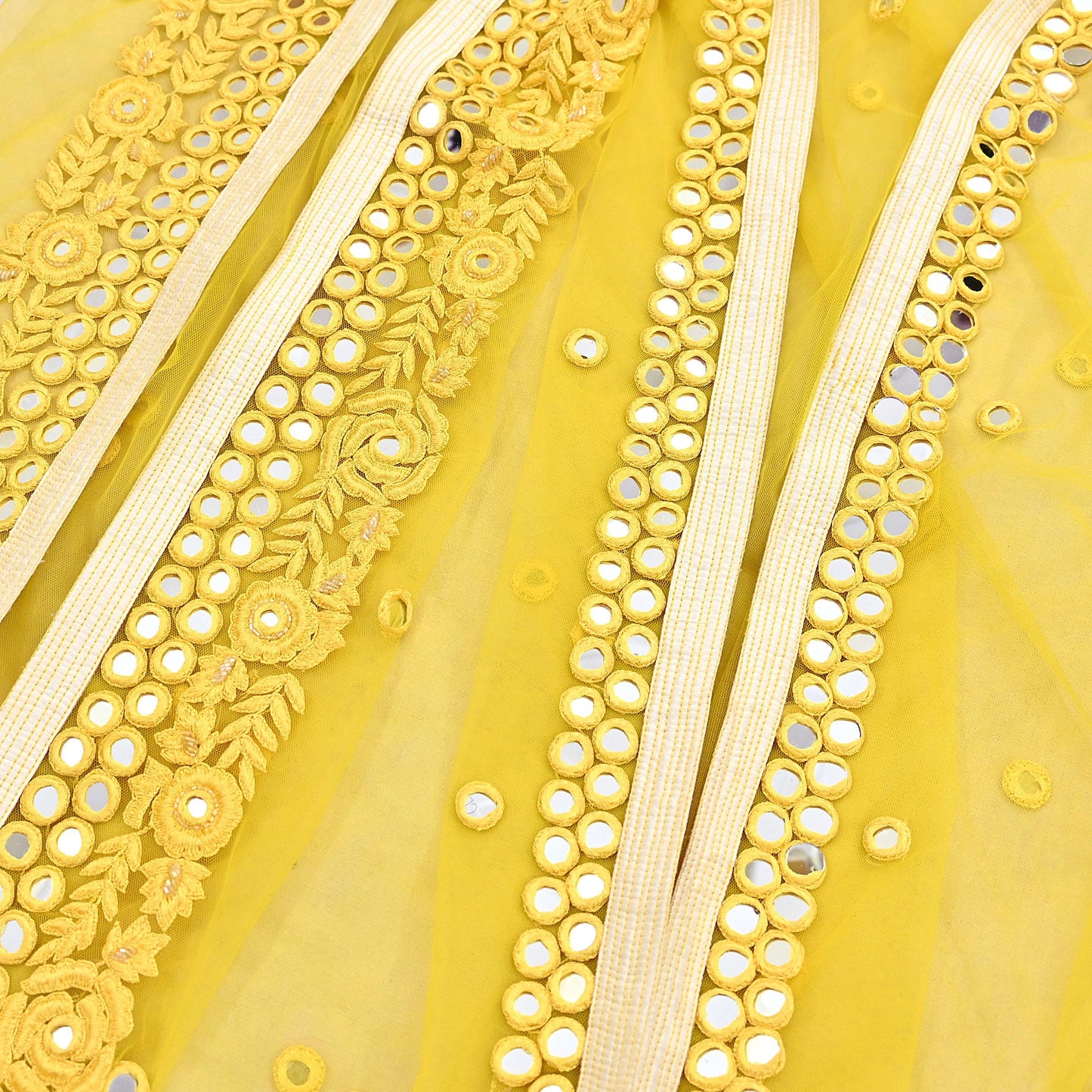 Indian Designer Abu Jani Dupatta Yellow Net Mesh Hand Embroidered Mirror Bridal Veil Preowned Heavy Scarf