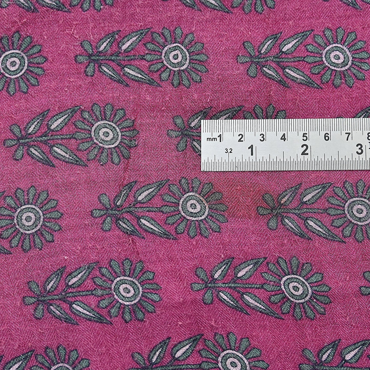 Indian Vintage Pink Sarees Pure Woolen Woven Printed  Sari Soft Warm Craft Fabric 5Yd Floral Woven Border Dress making Crafting Quilting