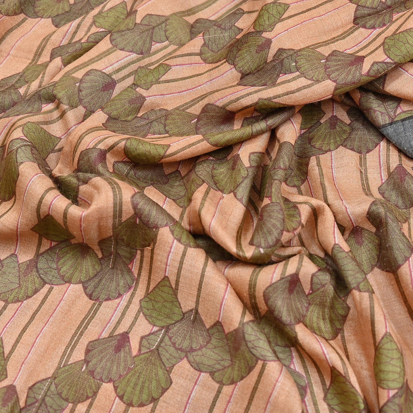 Indian Vintage Sari Peach & Green Pure Woolen Woven Printed Sarees Soft Warm Craft Fabric 5Yd Floral Dress making Crafting Quilting