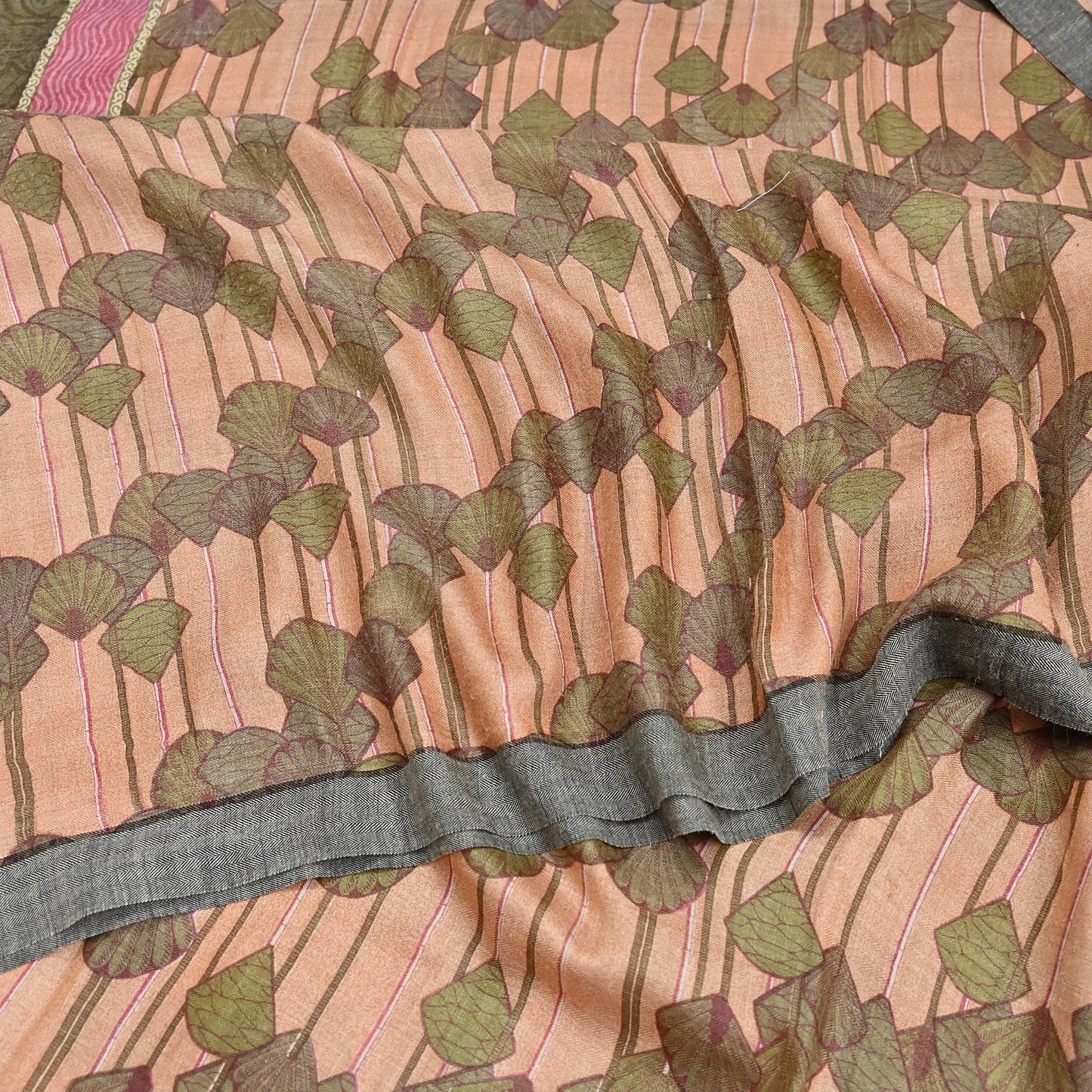 Indian Vintage Sari Peach & Green Pure Woolen Woven Printed Sarees Soft Warm Craft Fabric 5Yd Floral Dress making Crafting Quilting