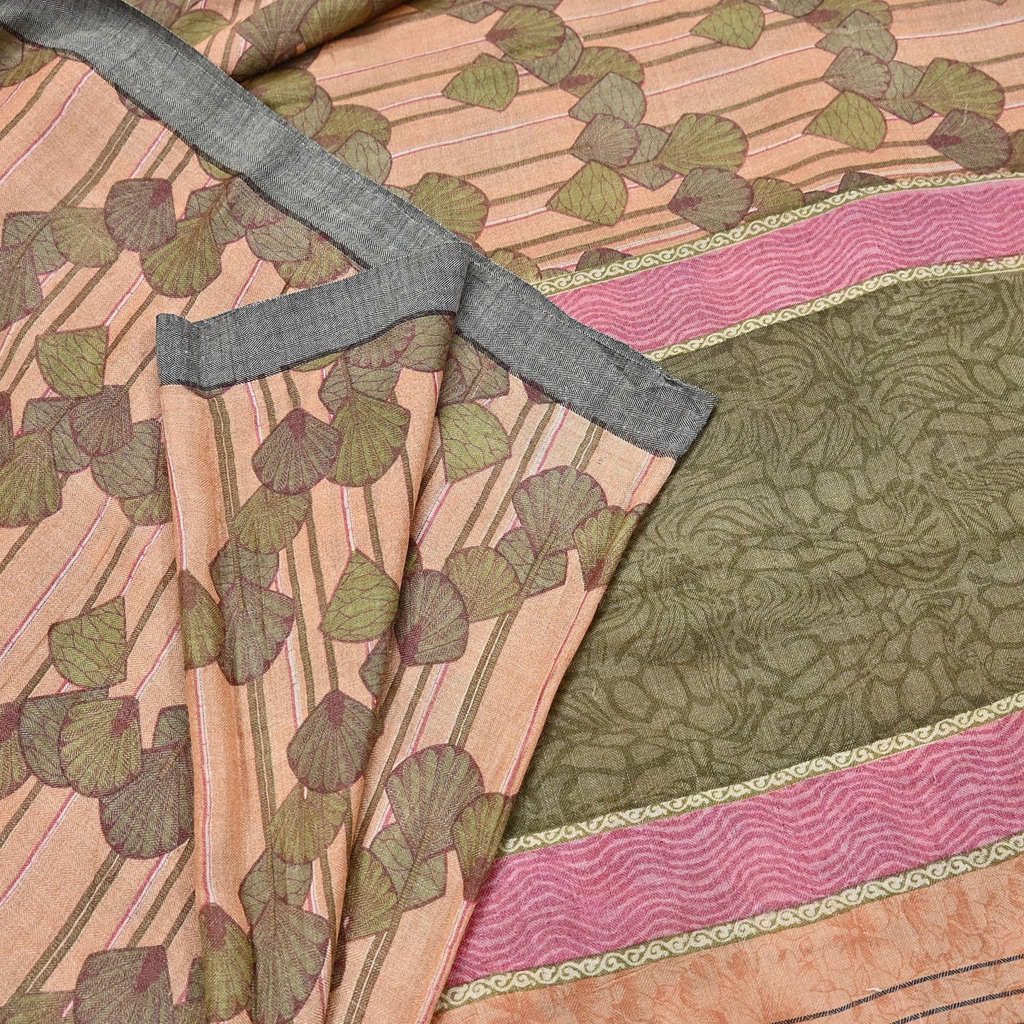 Indian Vintage Sari Peach & Green Pure Woolen Woven Printed Sarees Soft Warm Craft Fabric 5Yd Floral Dress making Crafting Quilting