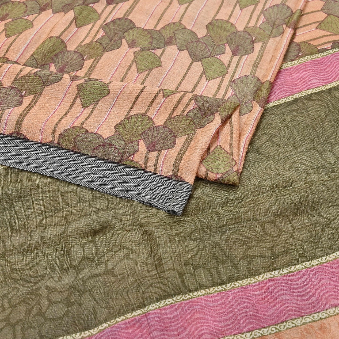 Indian Vintage Sari Peach & Green Pure Woolen Woven Printed Sarees Soft Warm Craft Fabric 5Yd Floral Dress making Crafting Quilting