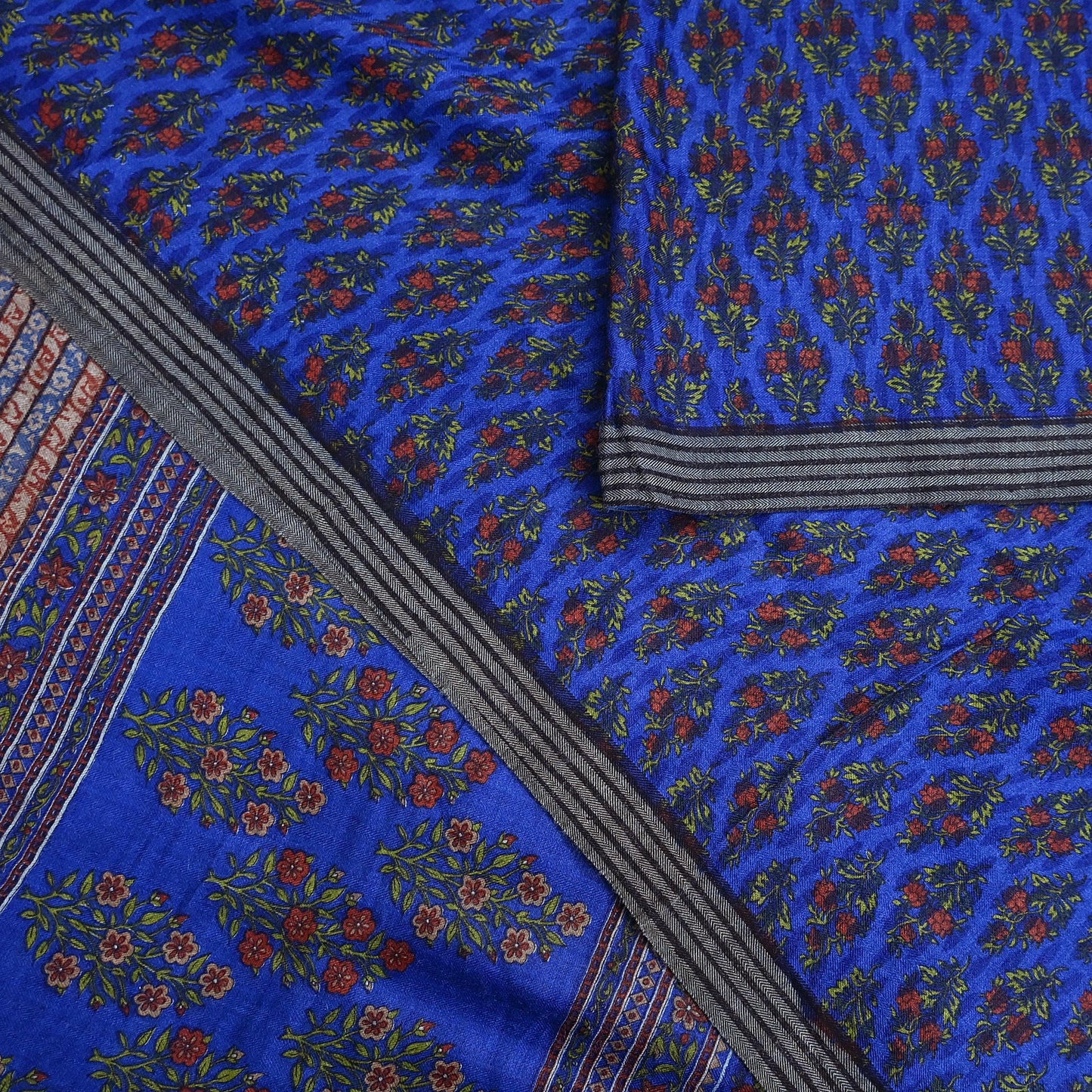 Indian Vintage Blue Sarees Pure Woolen Woven Printed  Sari Soft Warm Craft Fabric 5Yd Floral Woven Border Dress making Crafting Quilting