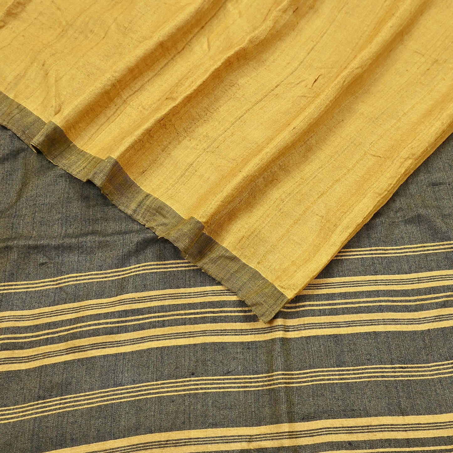 Indian Vintage Green & Yellow Saree Pure Woolen Woven Printed Sari Warm Craft Fabric 6Yd Woven Border Dress making Crafting Dress Designing