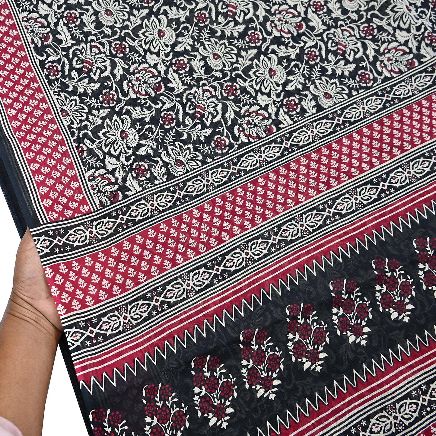 Indian Vintage Sari Red & Black Printed 100% Pure Cotton Sarees Craft Fabric 5Yard Sewing Sarong Wrap Boho Floral Dress making Quilting Soft