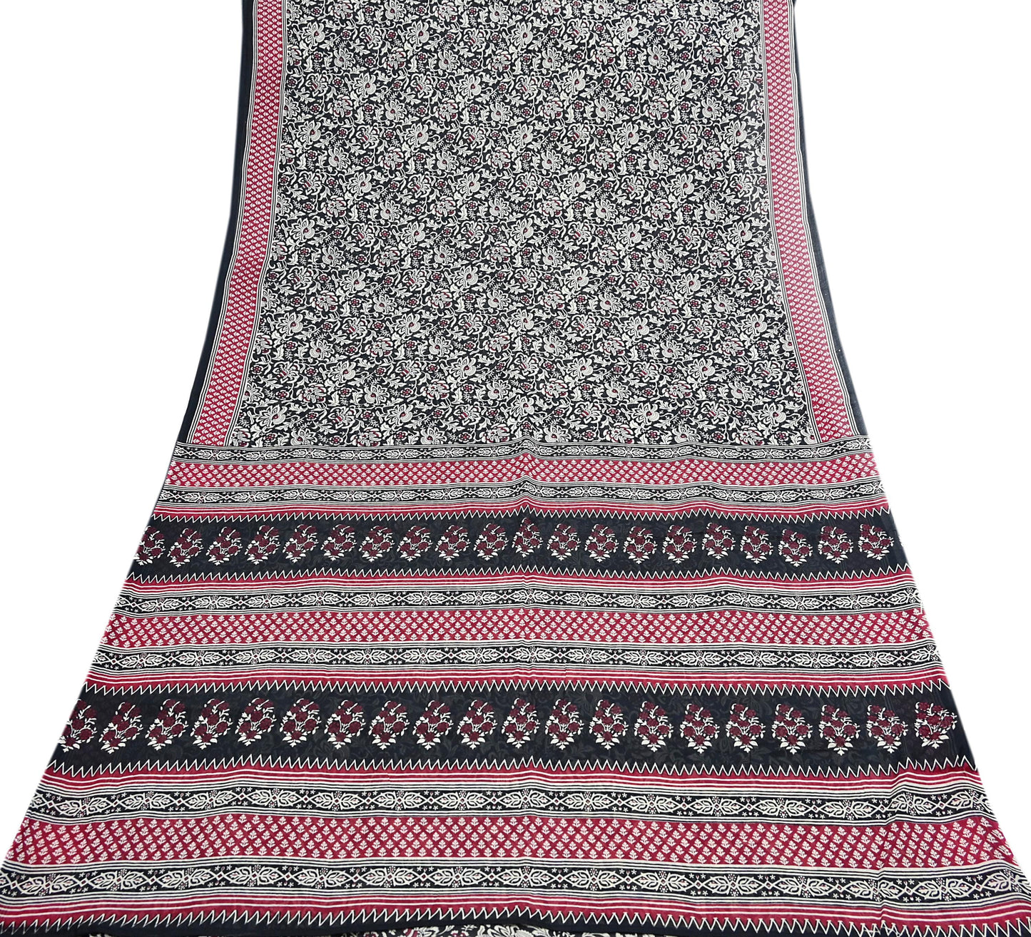 Indian Vintage Sari Red & Black Printed 100% Pure Cotton Sarees Craft Fabric 5Yard Sewing Sarong Wrap Boho Floral Dress making Quilting Soft