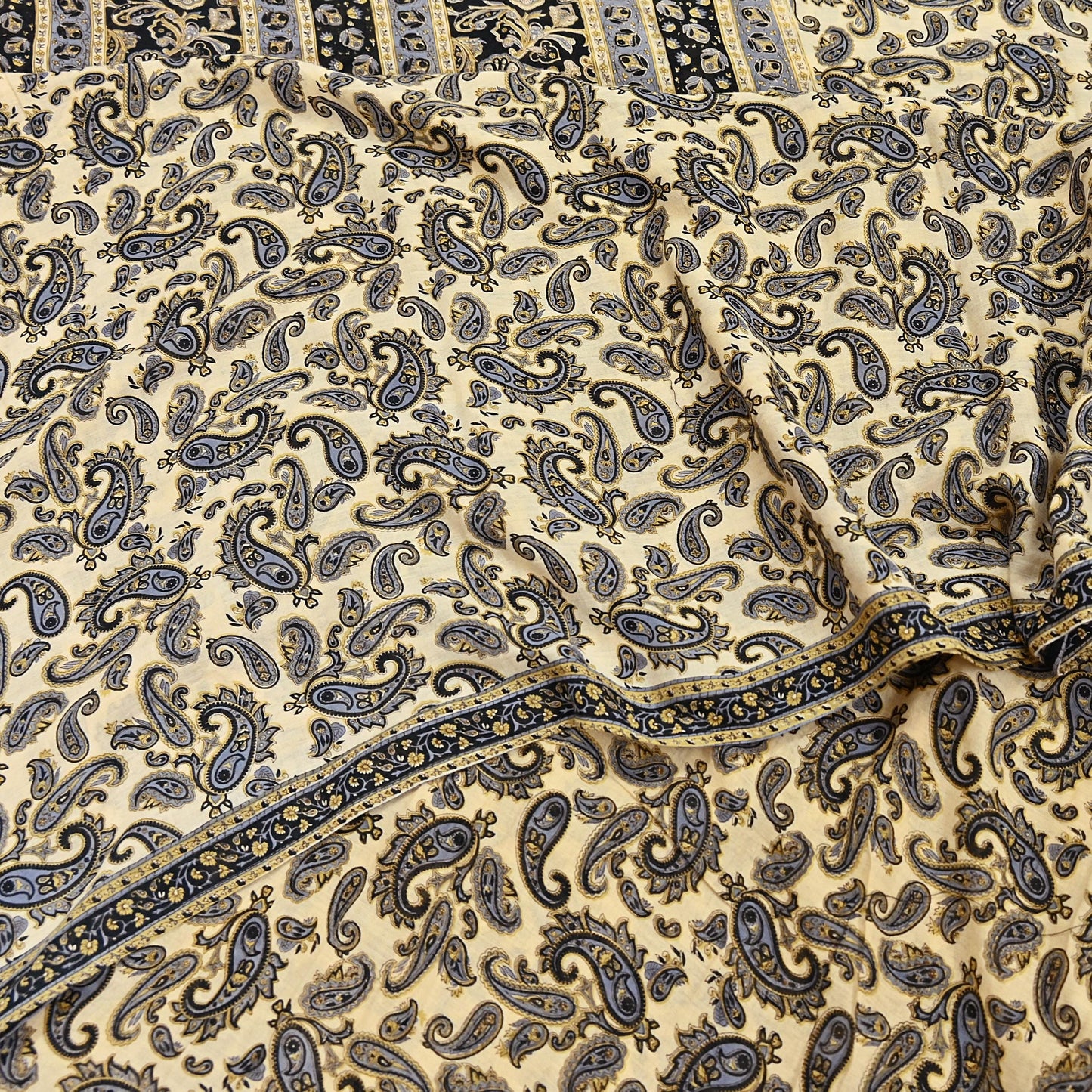 Indian Vintage Sari Beige & Black Printed 100% Pure Cotton Sarees Craft Fabric 5Yard Sewing Sarong Wrap Boho Dress making Quilting Soft