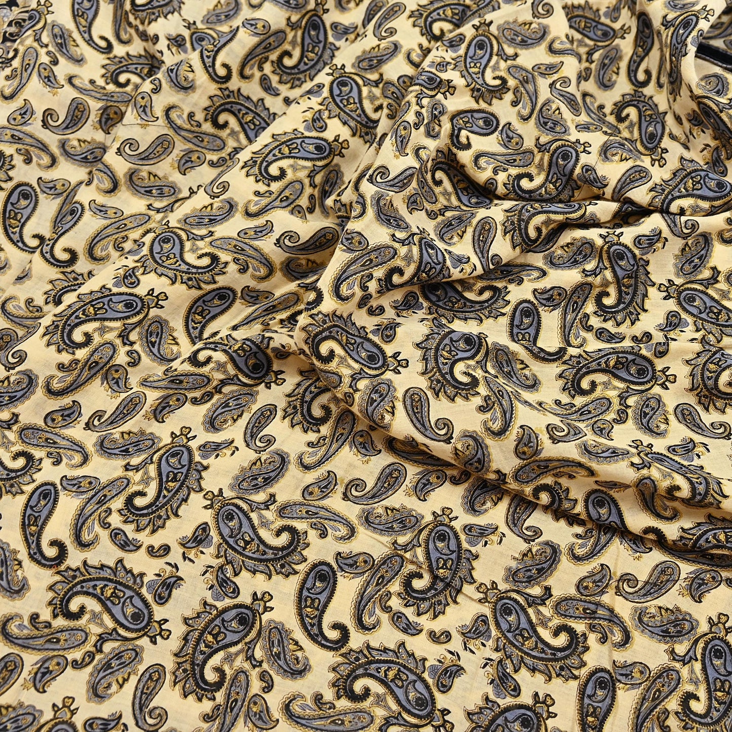 Indian Vintage Sari Beige & Black Printed 100% Pure Cotton Sarees Craft Fabric 5Yard Sewing Sarong Wrap Boho Dress making Quilting Soft