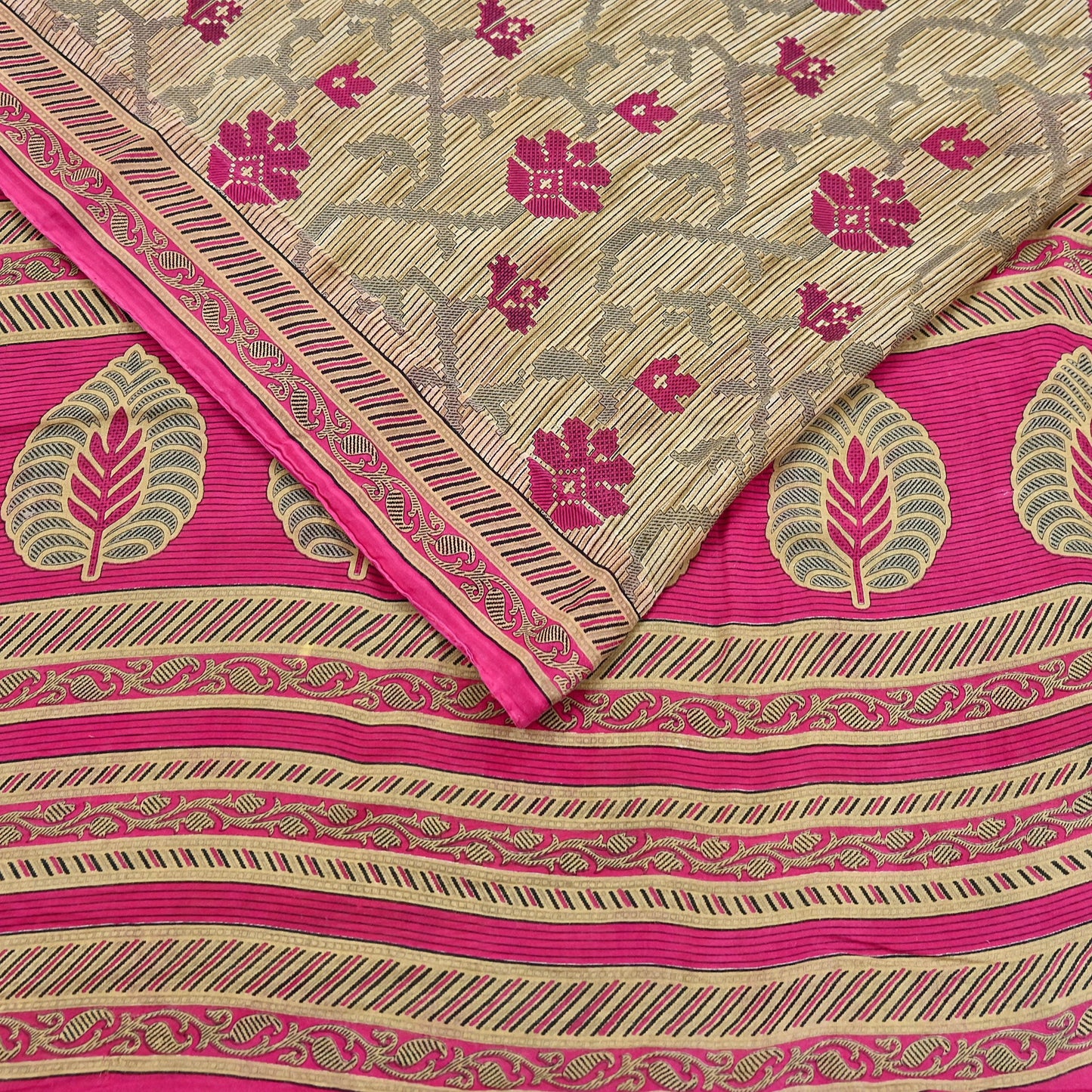 Indian Vintage Sari Pink & Beige Printed 100% Pure Cotton Sarees Craft Fabric 5Yd Soft Sewing Sarong Wrap Floral Boho Quilting Crafting Used