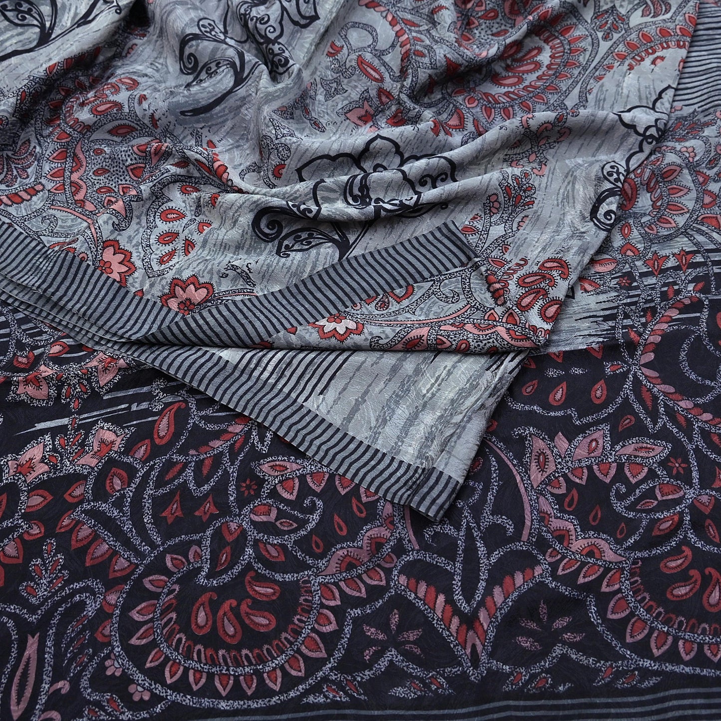 Indian Vintage Gray & Black Saree Pure Crepe Silk Printed Sari Craft Fabric 6yd Sewing Soft Wrap Dress making Crafting Quilting