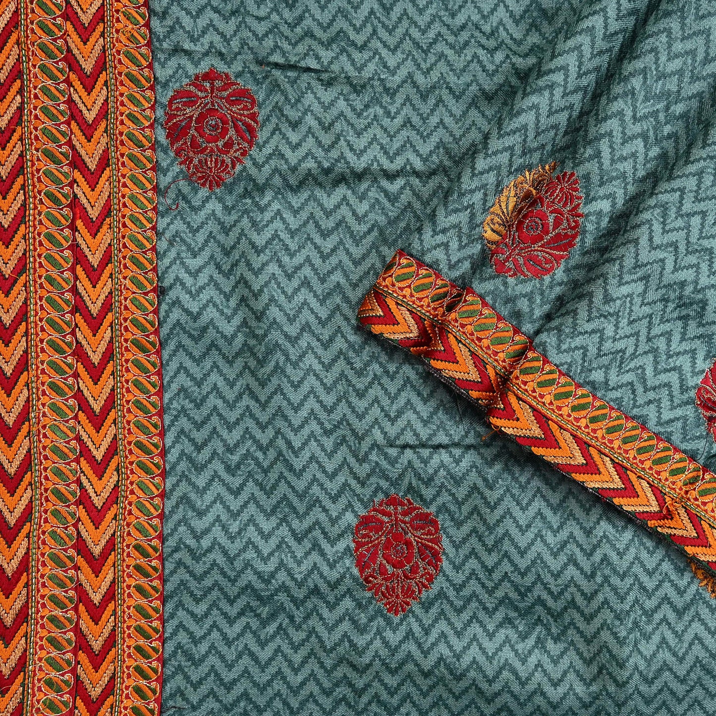 Indian Vintage Green Sarees Pure Woolen Woven Printed  Sari Soft Warm Craft Fabric 5Yd Woven Border Dress making Crafting Quilting