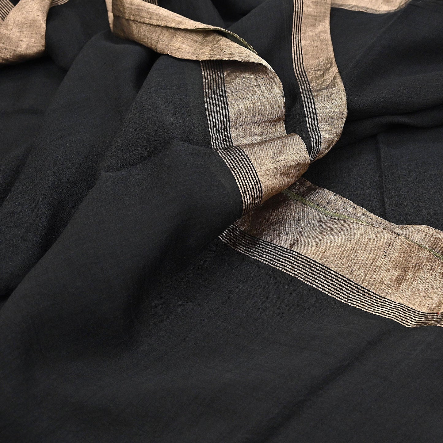 Indian Vintage Sari Black hand woven Sari Pure chanderi Silk Saree Craft Fabric 5Yd Floral Soft Zari Dress making For Crafting Quilting