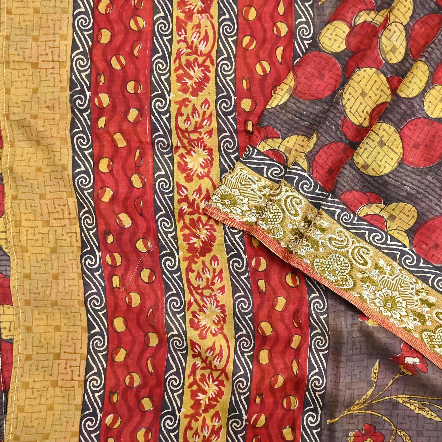 Indian Vintage Sari 100% Pure Silk Printed Sarees 5yd Sewing Craft Fabric Dress Making Soft Woven Border Upcycle Quilting