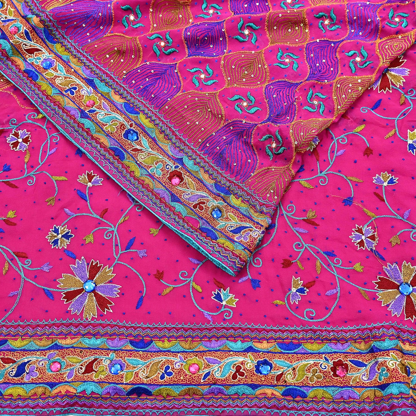 Indian Vintage Sari Rani Pink Pure Georgette Silk Hand Embroidered Sarees Ethnic Fabric 5Yd Sewing Soft Ethnic Glass Beaded Wedding Sarees