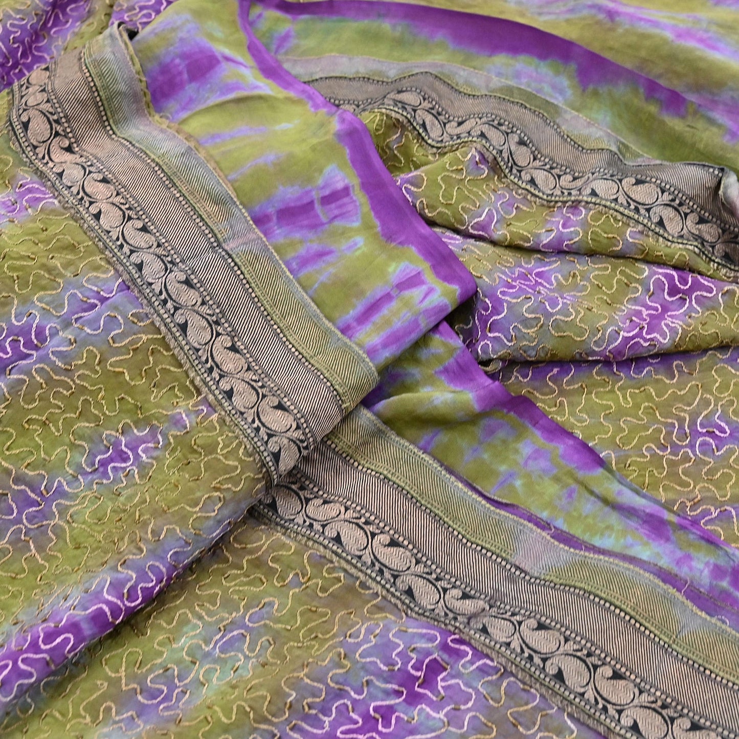 Indian Vintage Purple & Green Saree Pure Crepe Silk Hand Embroidered Tie-Dye Sari Fabric 6yard Sewing Craft Fabric Ethnic zari