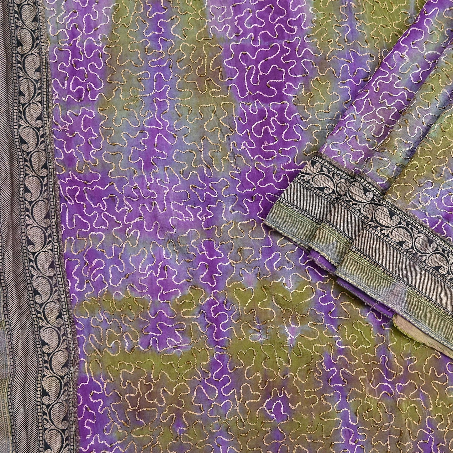 Indian Vintage Purple & Green Saree Pure Crepe Silk Hand Embroidered Tie-Dye Sari Fabric 6yard Sewing Craft Fabric Ethnic zari