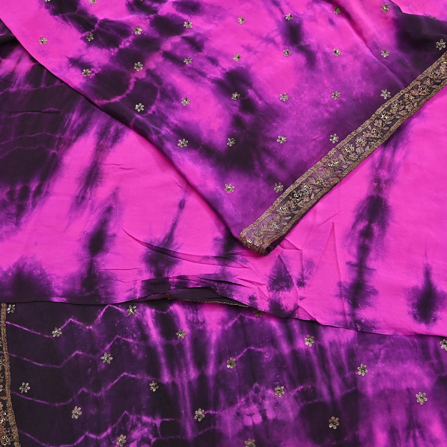 Indian Vintage Sari Pure Crepe Silk Hand Embroidered Sarees 5yd Sewing Craft Fabric Ethnic Wrap Upcycle Quilting Crafting Dress Making