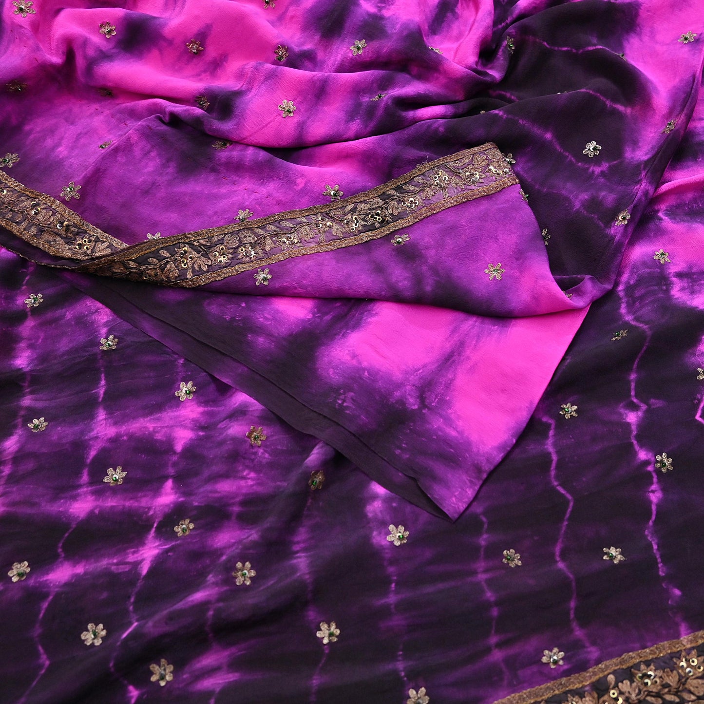 Indian Vintage Sari Pure Crepe Silk Hand Embroidered Sarees 5yd Sewing Craft Fabric Ethnic Wrap Upcycle Quilting Crafting Dress Making