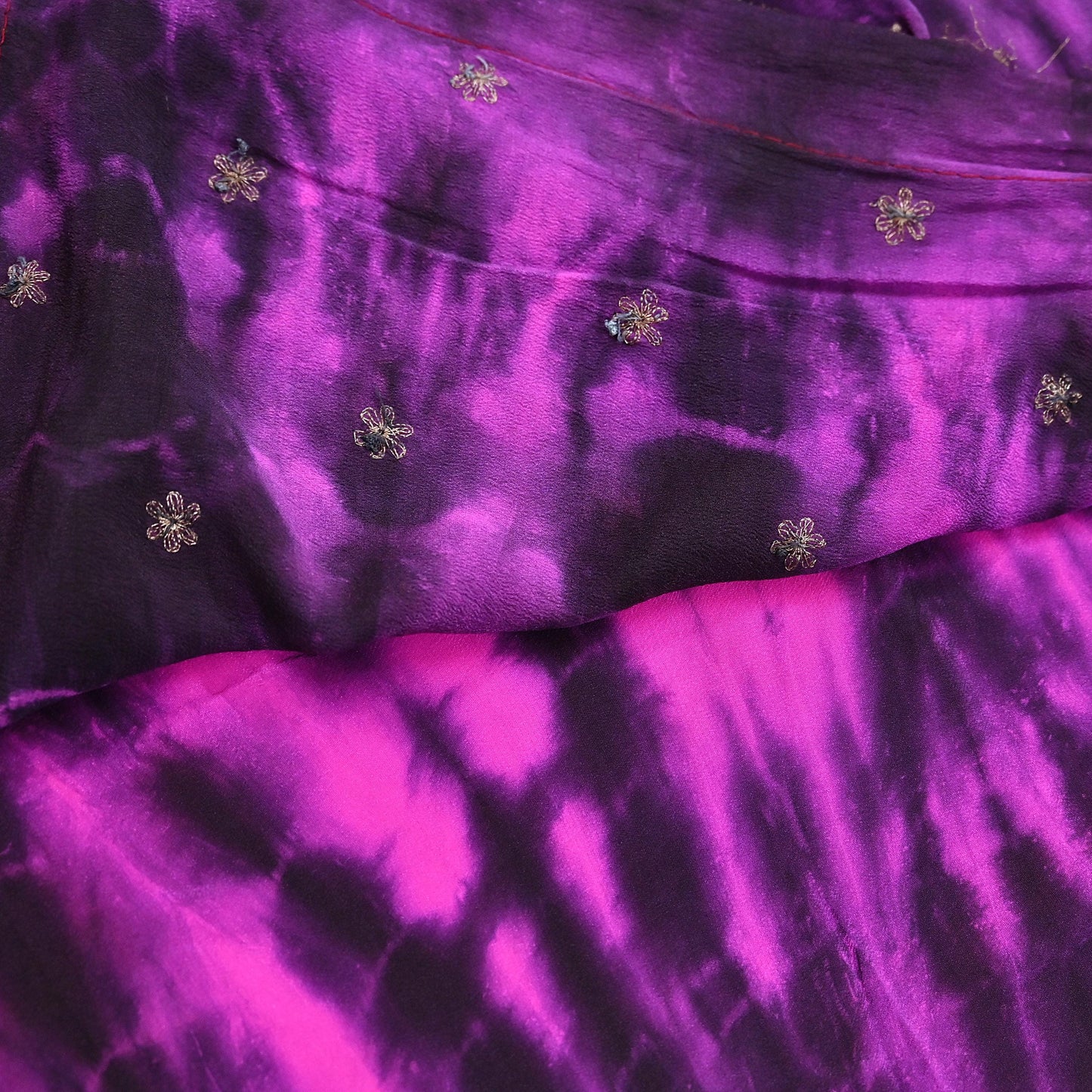 Indian Vintage Sari Pure Crepe Silk Hand Embroidered Sarees 5yd Sewing Craft Fabric Ethnic Wrap Upcycle Quilting Crafting Dress Making