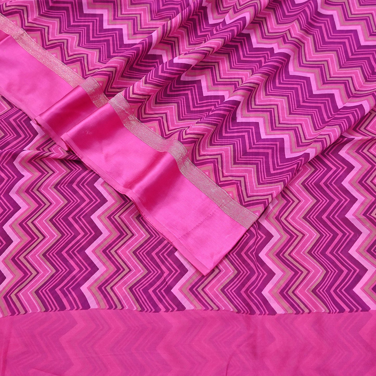 Indian Vintage Sari Pink Pure Georgette Silk Printed Saree Craft Fabric Sewing 5Yd Soft Light Dress Making Crafting Quilting Upcycle Zigzag