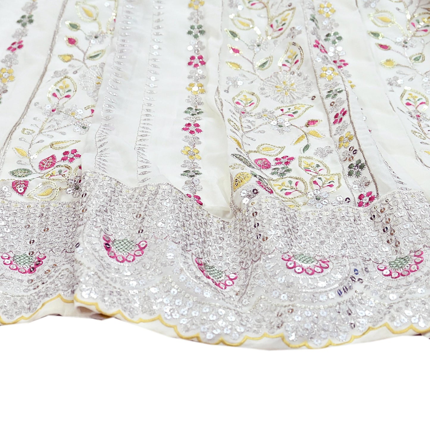 Indian Pre-owned White Pure Georgette Embroidered Lehenga/Skirt Bridal Wear Bollywood