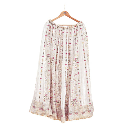 Indian Pre-owned White Pure Georgette Embroidered Lehenga/Skirt Bridal Wear Bollywood