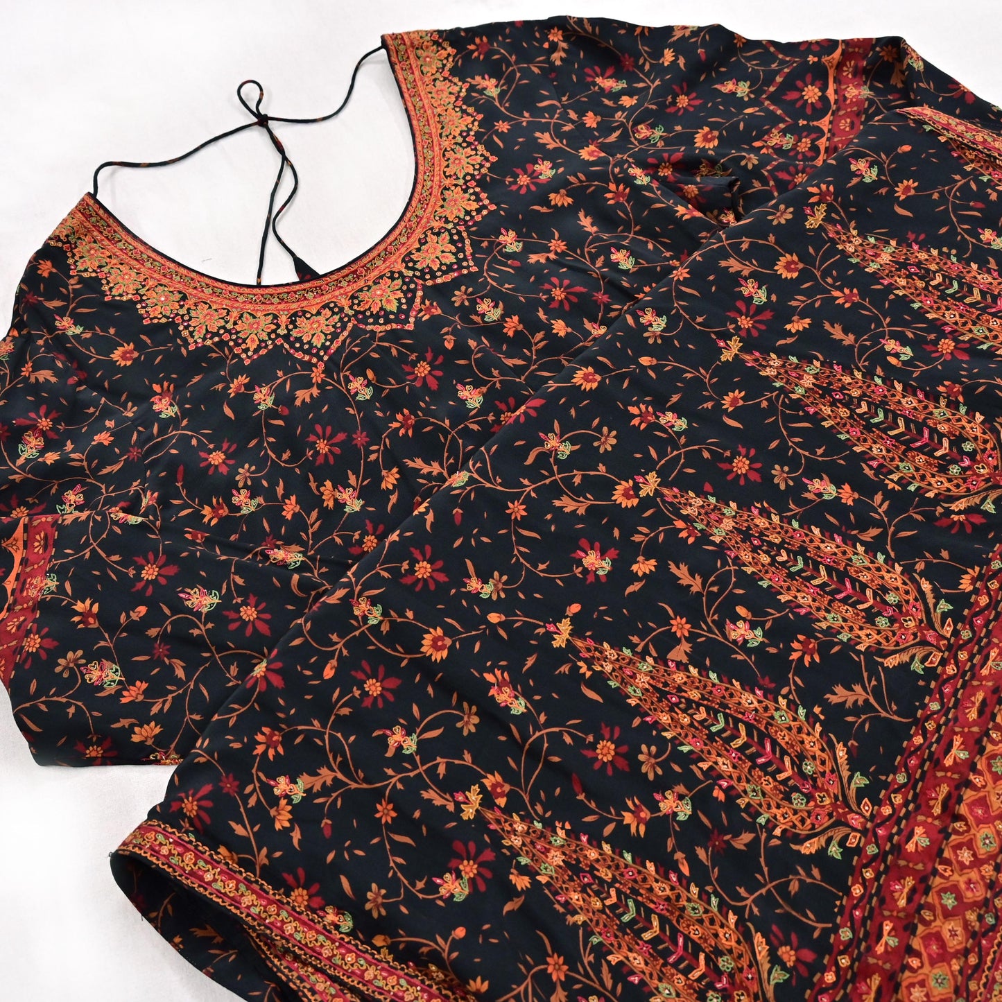 Indian Pre-Owned Black Pure Silk Hand Embroidered Printed Ritu Kumar Designer 2 Piece Suit Set (Kurta + Dupatta)