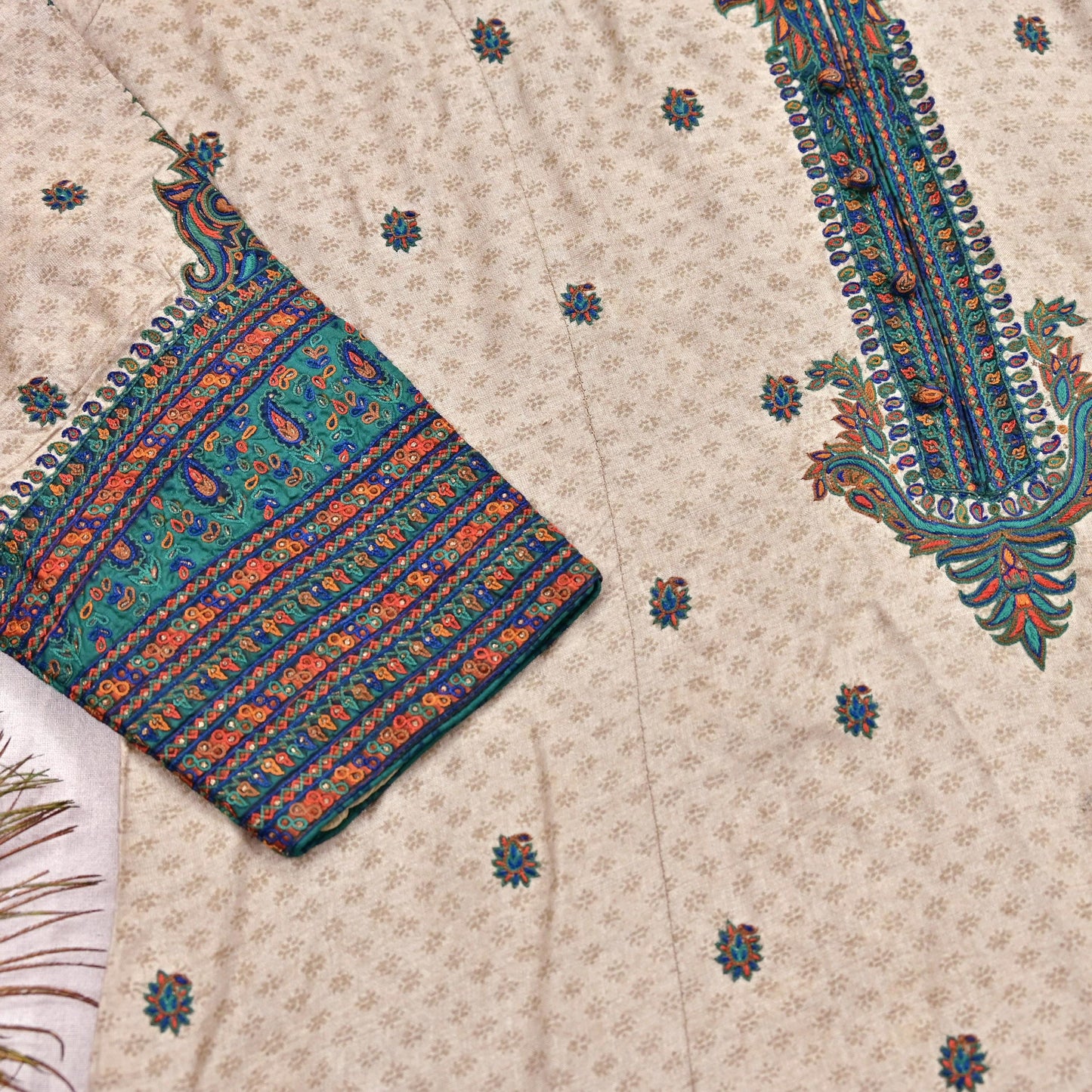 Indian Pre-Owned Vintage Ritu Kumar Beige Khadi Silk Suit Set Hand Embroidered Kurta Salwar Designer Ethnic Festive Wear