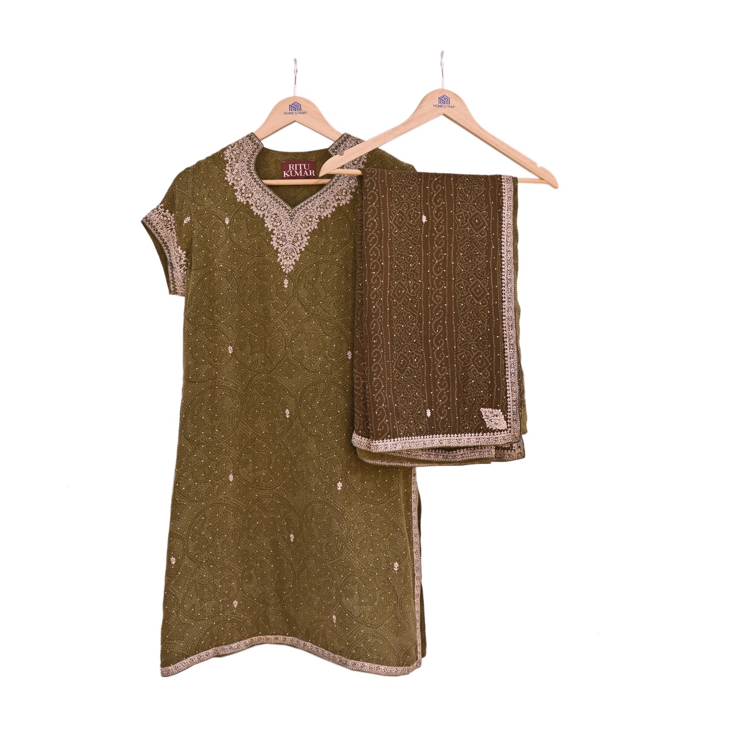 Indian Pre-Owned Green Pure Silk Hand Embroidered Ritu Kumar Designer 2 Piece Suit Set (Kurta + Dupatta)